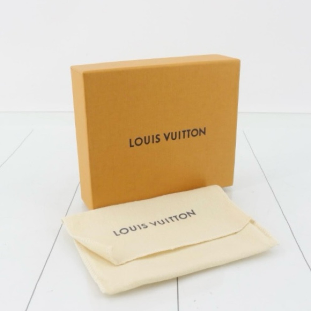 Louis Vuitton Capucines Compact Wallet - Picture 5 of 16